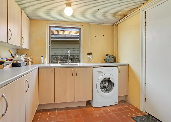 Semesterbostad Beautiful In With Wifi *